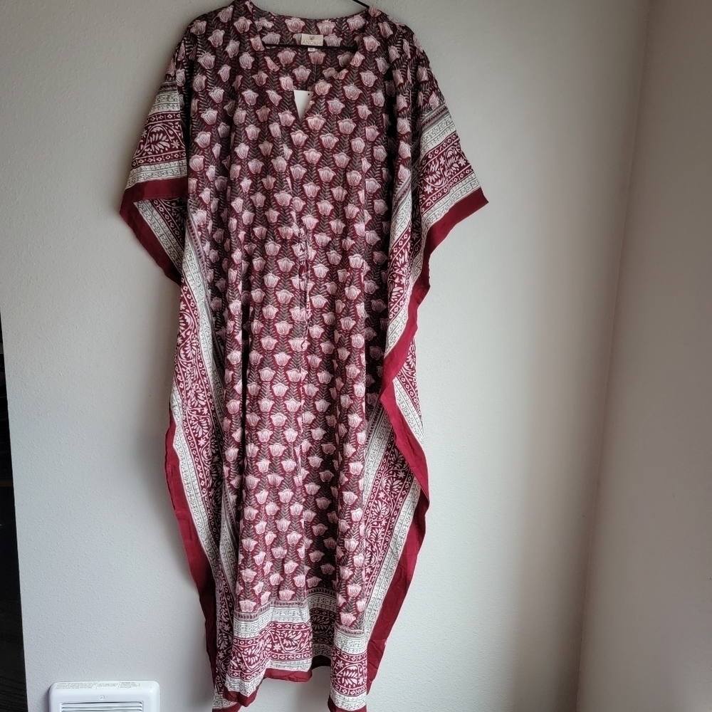 Anokhi Tulip Floral Kaftan One Size NWT